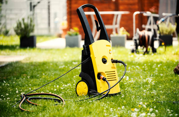 Best Pool Deck Cleaning  in Mentor On The Lake, OH